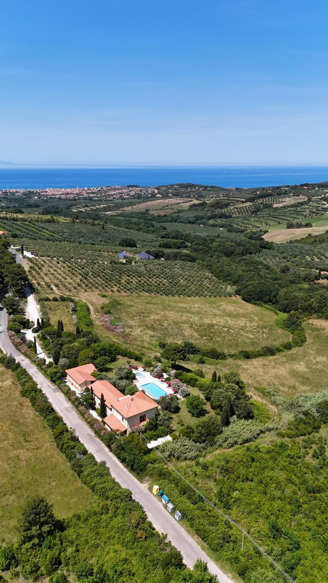 Aparthotel La Muccheria à San Vincenzo Extérieur photo